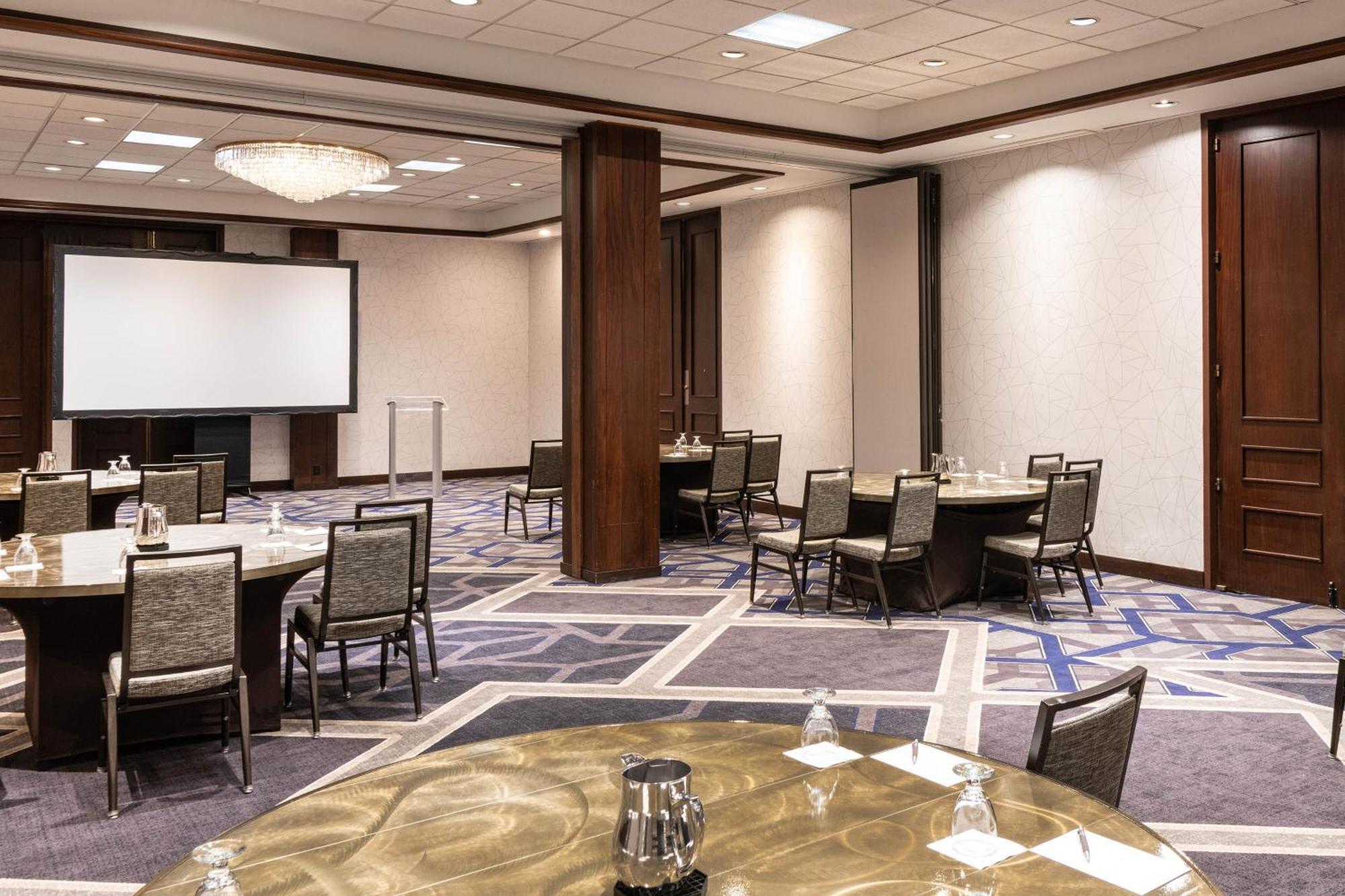 Sheraton Centre Hotel Indianapolis